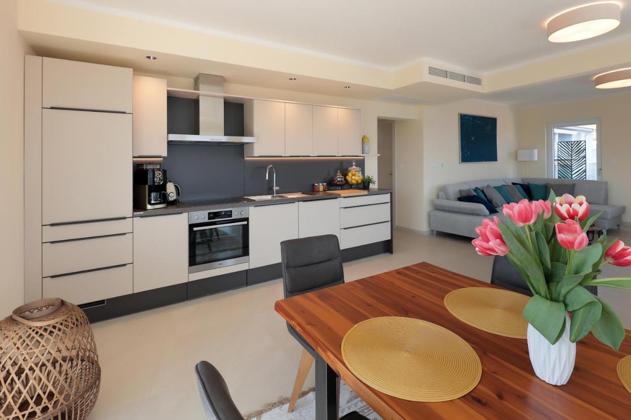 Villa Sunny Icici- Apartment Sky Экстерьер фото